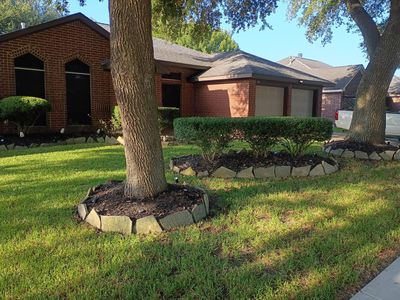 5202 Valley View Dr