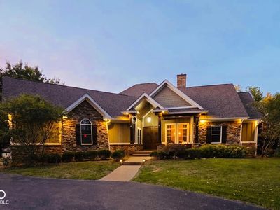 6726 E County Line Rd