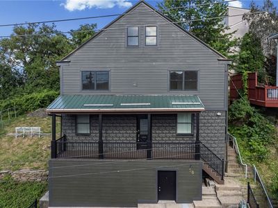 58 Sterling St