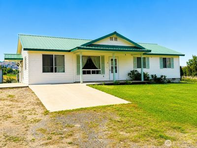 Property at 8 Orchard Loop S., Tonasket, WA