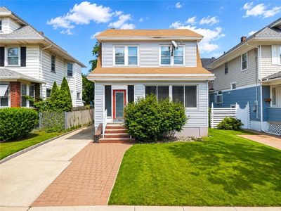 53 Pelton Ave
