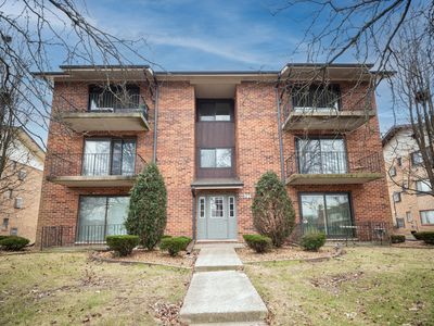 9827 Treetop Dr #2105