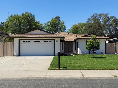 216 Montrose Dr