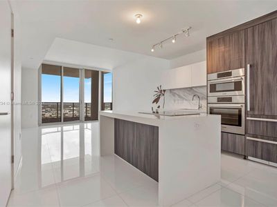 851 NE 1st Ave UNIT 4100