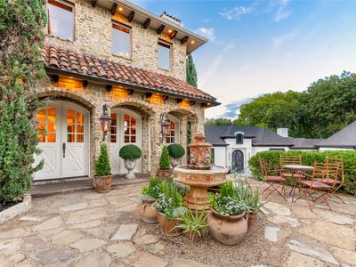 306 Shamrock Cir