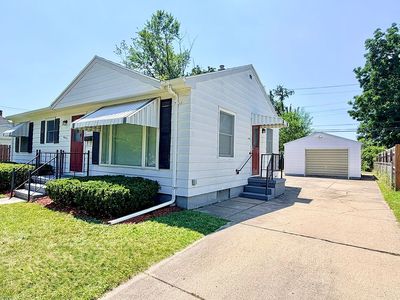 4412 Alpha St