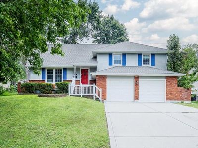 Property at 905 SW Savannah Dr, Greenwood, MO