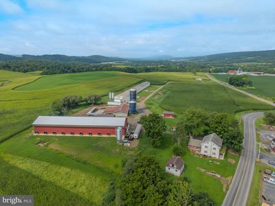 7439 County Line Rd