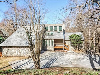 1801 Laurel Creek Trl SE