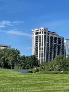 233 E 13th St APT 1708