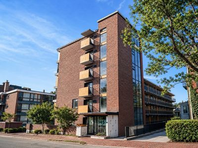345 Harvard St APT 3B