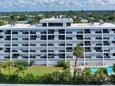 625 BEACH ROAD #301