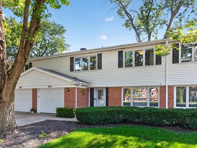 2725 E Bel Aire Dr