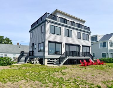 506 Drakes Island Road