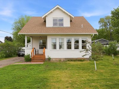 313 W 4th St