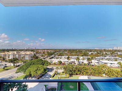 600 N Three Islands Blvd #803