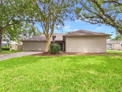 1010 Baronridge Dr