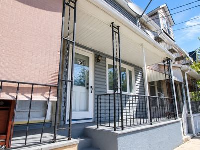 755 S Main St