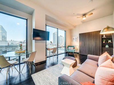 655 S Hope St UNIT 1403