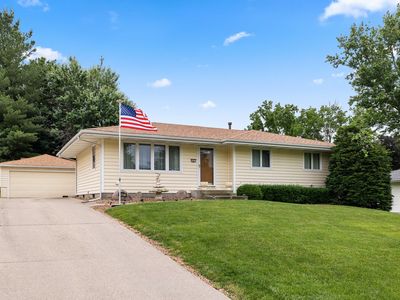 4601 Fairview Dr