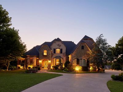 3325 Winding Creek Cir