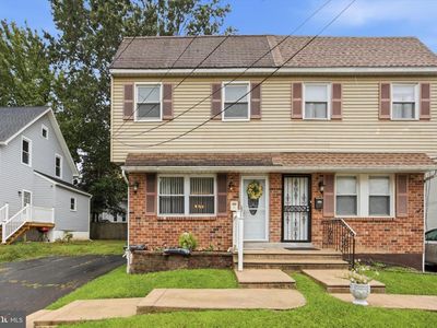 708 Girard Ave