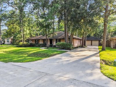 5207 Longshadow Dr