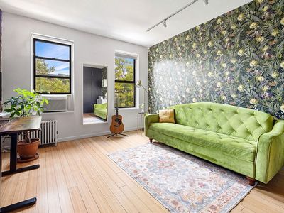 334 E 5th St APT 5W