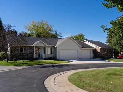 110 Apricot Ln