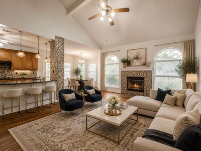 5201 Belle Chasse Ln