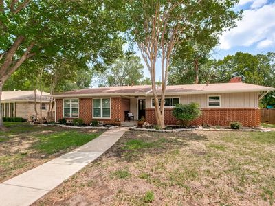 1608 Aldridge Dr