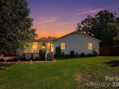 405 Country Club Dr