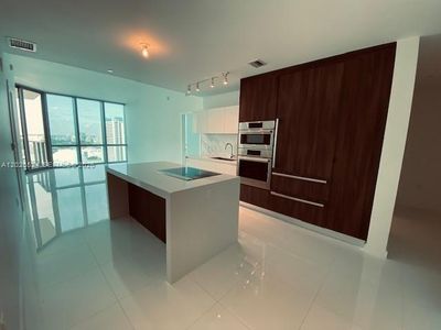 851 NE 1st Ave #1808
