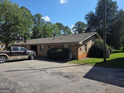 897 Six Oaks Cir APT B