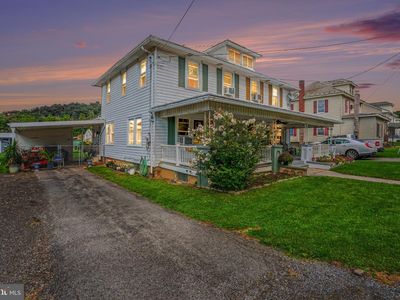 321 E Main St