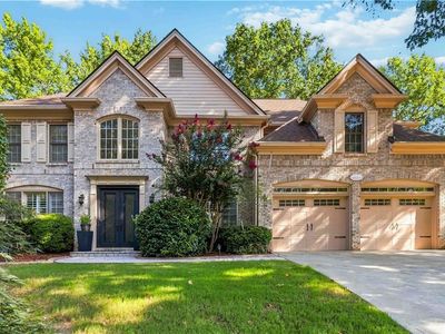 2223 Austin Lake Dr SE