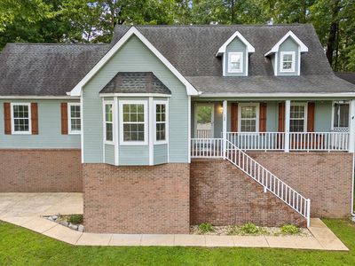 129 Dana Ln