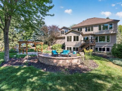3034 Edgewater Dr