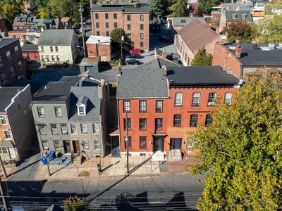 225-225 E King St #231