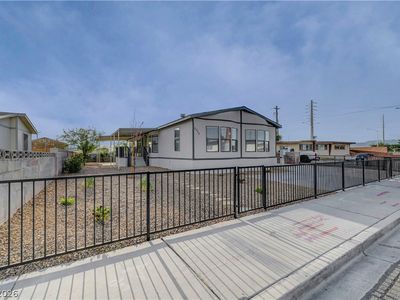 2353 Toiyabe St