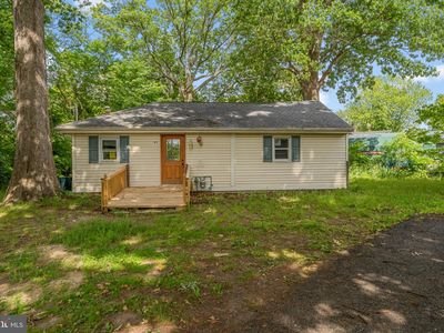11 Concord Ave