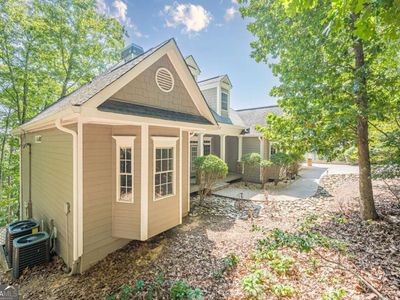 805 Lake Arrowhead Dr