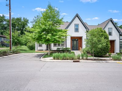 635 Nashua Ln