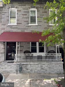 331 S 7th St