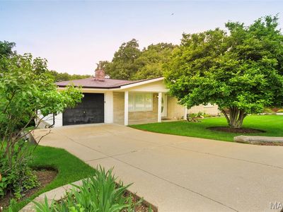 50 W Oak Hill Dr