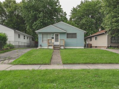 93 W Princeton Ave