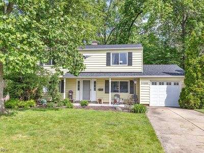 24000 Amesbury Dr