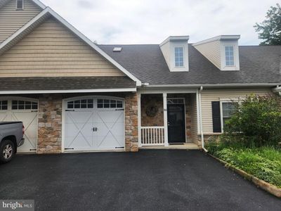 964 Elm Ave