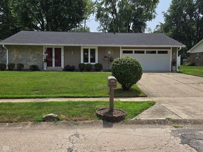8221 E Orchid Ln