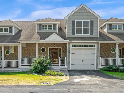 Property at 5 Pelton Way #8, Hampton Falls, NH